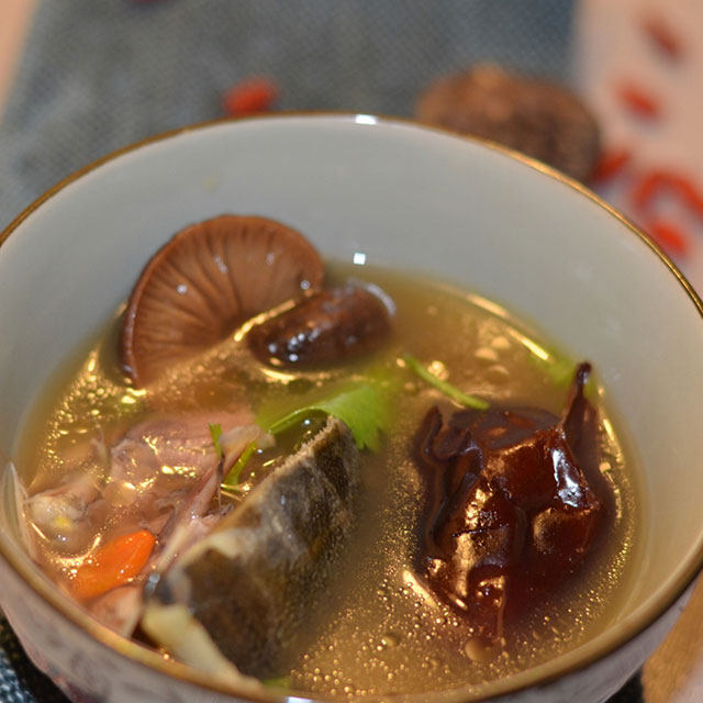 麻将生日蛋糕做法:一场温馨的宠物主题派对